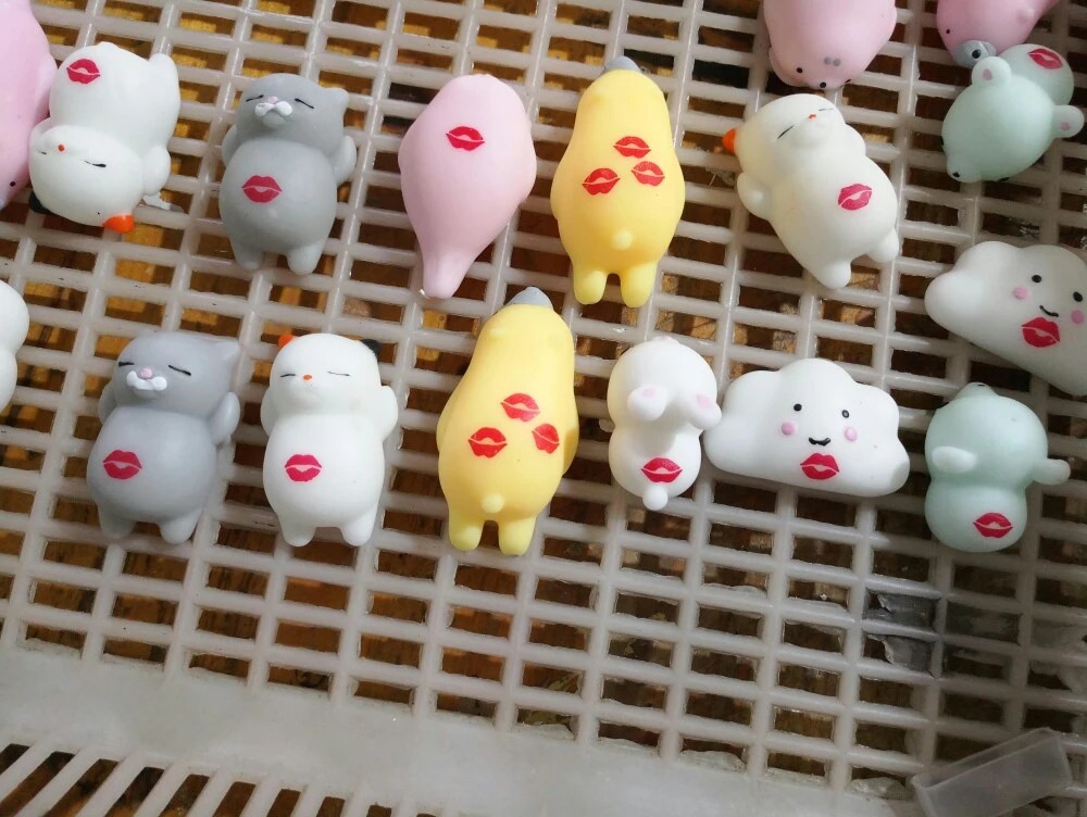 Mini Animal Squishy Toy 3D Kawaii Animals Eco-Friendly Soft Mochi Squeeze Squishy Cat Toys